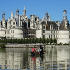 PASSEIO DE BARCO NO CHAMBORD